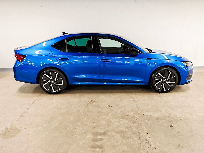 Škoda Octavia (2025) 1.5 TSI 110 kW Sportline - fotka 27 z 32