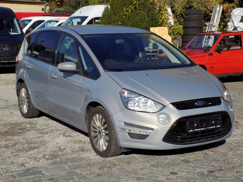 Ford S-MAX 2,0 TDCI 103 KW VÝHŘEV, TAŽNÉ - fotka 4 z 38