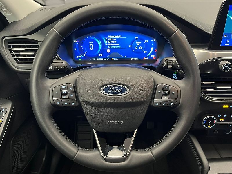 Ford Kuga 2.5 Duratec HEV TITANIUM - fotka 9 z 51