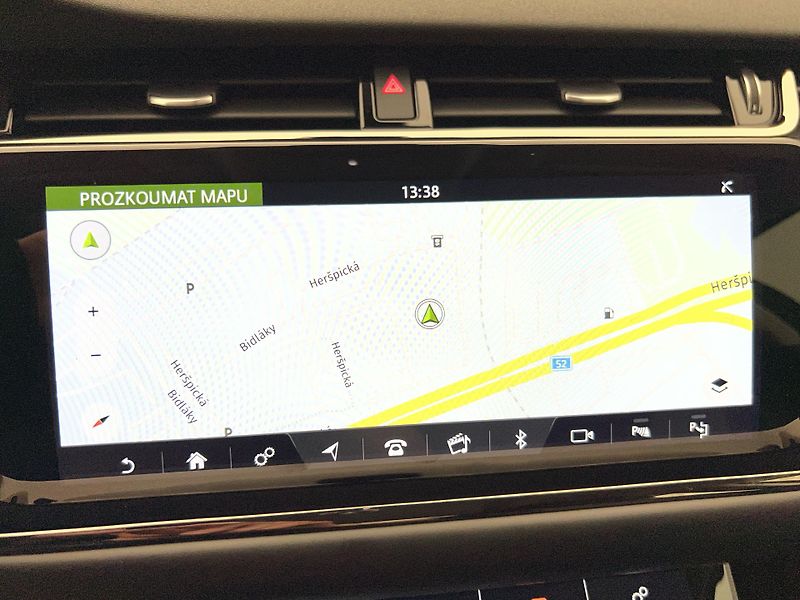 Land Rover Range Rover Evoque P200 R-DYNAMIC HSE AUT CZ - fotka 36 z 48