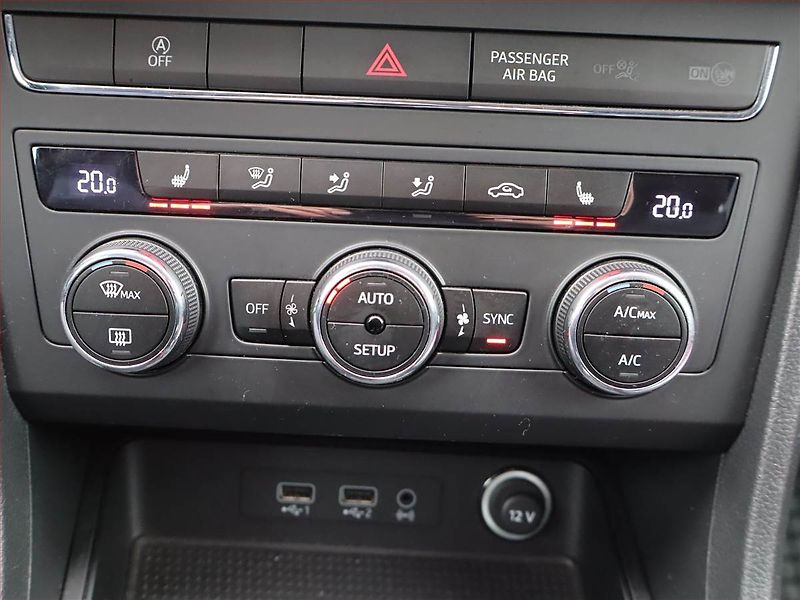 Seat Ateca (2016) 1.0 TSI, Navi, Tempomat - fotka 18 z 19