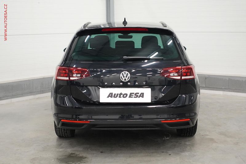 Volkswagen Passat (2020) 2.0TDi, DSG, LED, navi - fotka 5 z 22