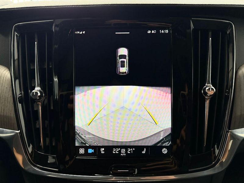 Volvo V90 B4 AWD ADVANCED, H&K, PANO, KE - fotka 13 z 26