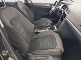 Volkswagen Golf (2020) 2.0 TDI, Navi, Tempomat - náhled 9