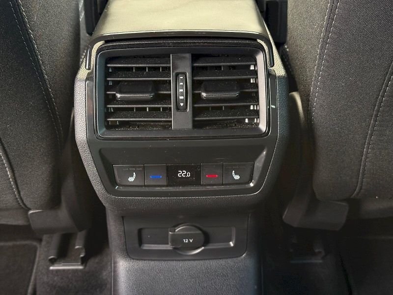 Škoda Karoq (2025) 1.5 TSI 110 kW DSG SportLine - fotka 8 z 27