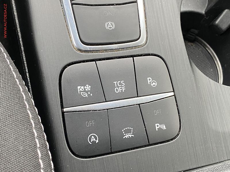 Ford Focus (2021) 2.0 TDCi, Titanium, AT, LED - fotka 15 z 20