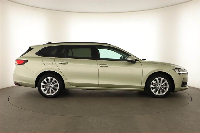 Škoda Superb (2024) 2.0 TDI - fotka 6 z 25