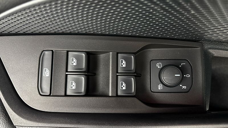 Škoda Octavia 2.0 TDI DSG Style - fotka 22 z 27