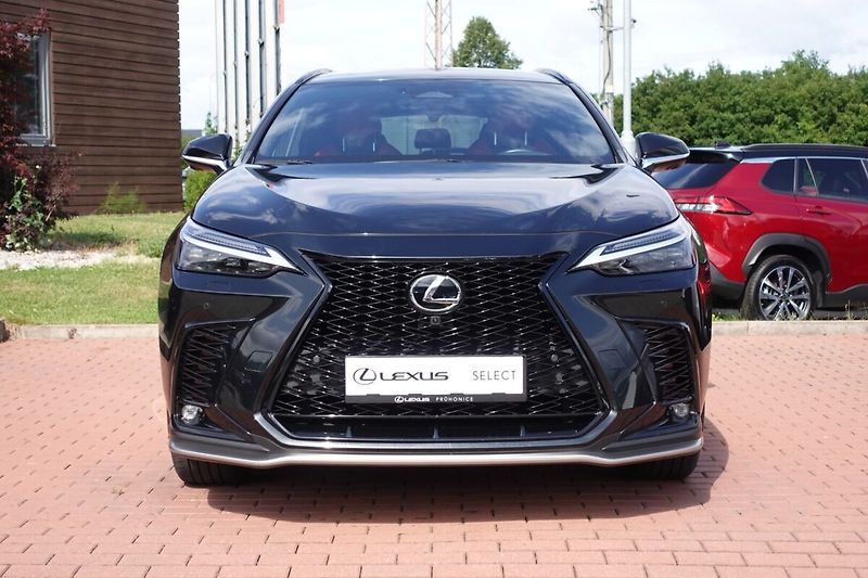 Lexus NX 350h 2,5HSD 140kW F-Sport 4x4 - fotka 3 z 37