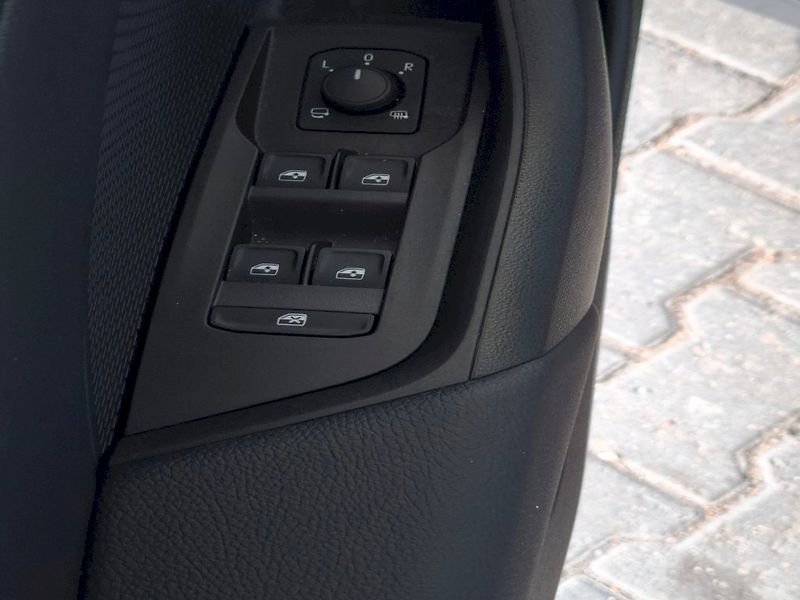 Škoda Octavia (2025) SELECTION TD 85/2.0 M6F - fotka 12 z 28