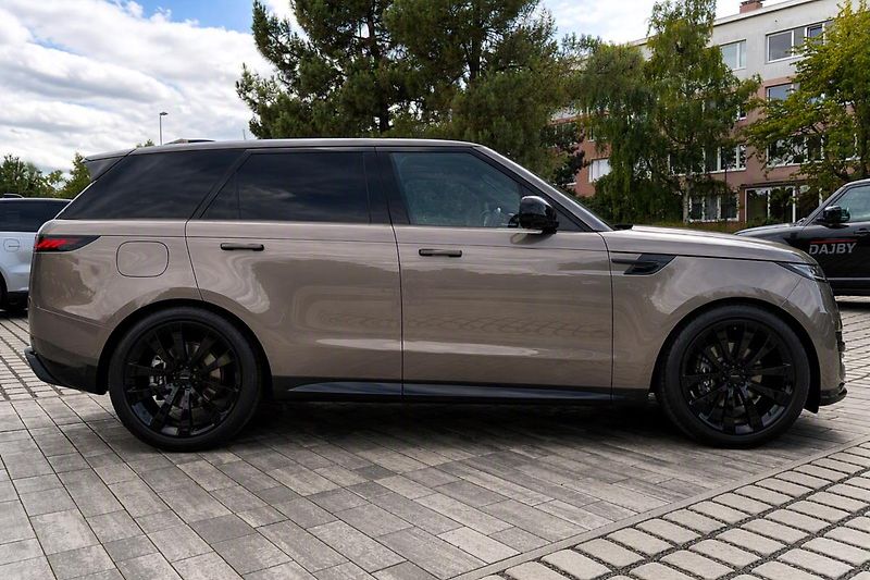 Land Rover Range Rover Sport (2026) 3,0 D300 DYNAMIC SE - fotka 9 z 32