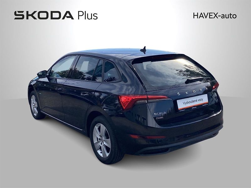 Škoda Scala (2022) 1.5 TSI Ambition - fotka 32 z 33