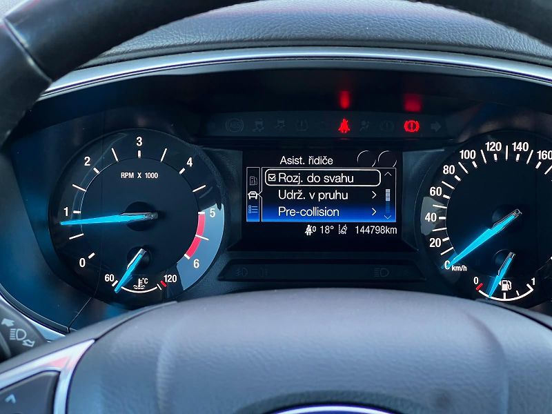 Ford Mondeo 2.0Ecoblue 110kW Business  - fotka 9 z 23