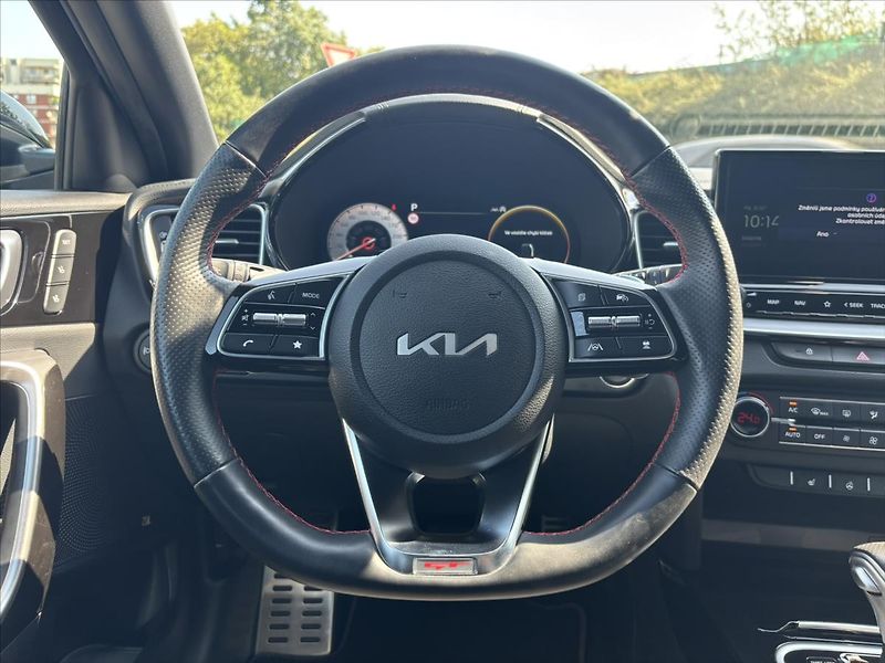 Kia ProCeed 1,6 TGDi 150kW AT GT ZÁRUKA - fotka 19 z 50