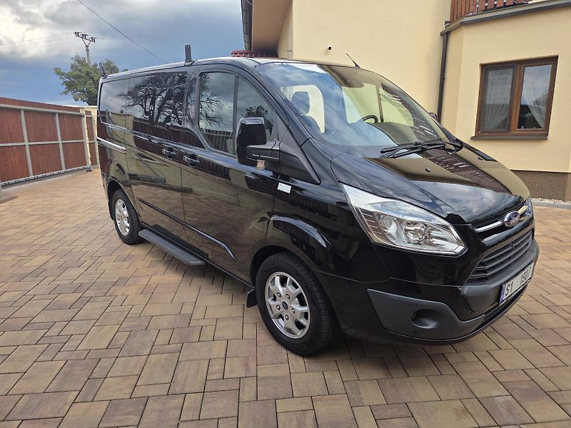 Ford Transit Custom 2.2 TDCi 114kW  5míst  - fotka 7 z 54