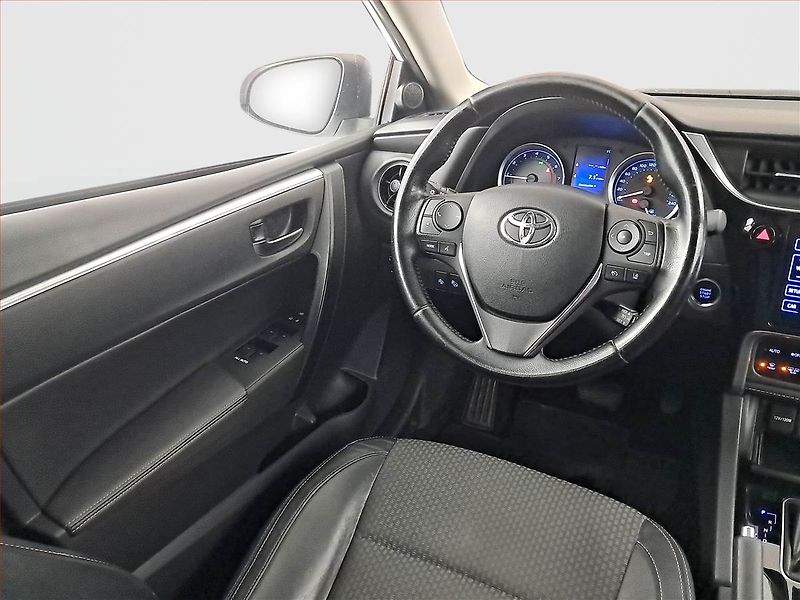 Toyota Corolla (2016) 1.6 Valvematic, Automat, Navi - fotka 7 z 23