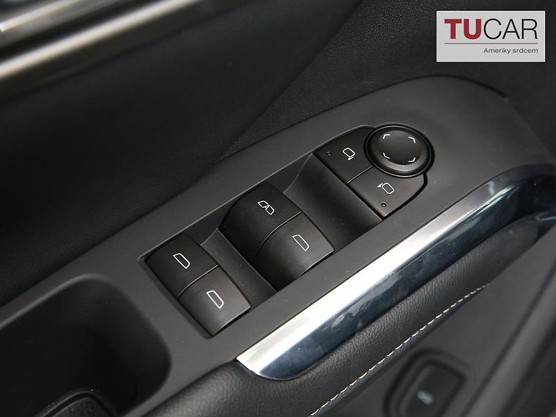 Chevrolet Traverse (2026) LT 2.5 Turbo  - fotka 40 z 42