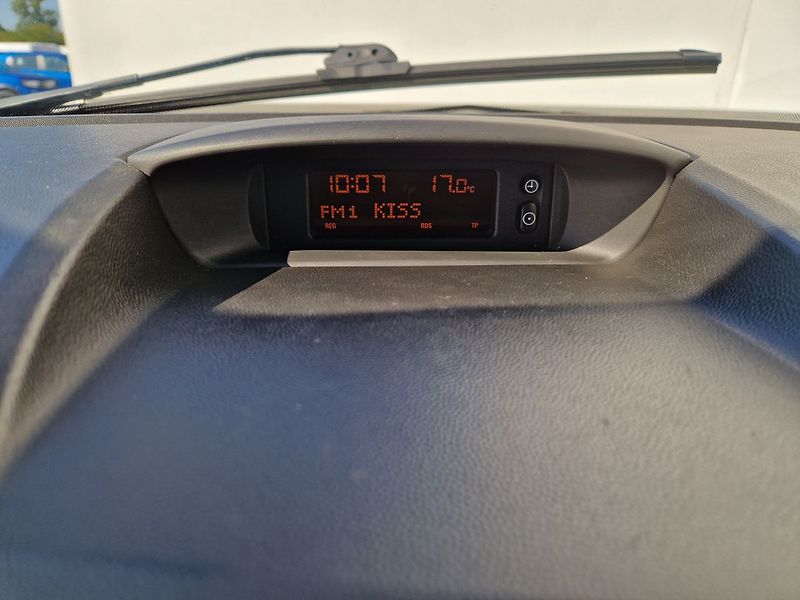 Opel Meriva 1.6 16V Automat - fotka 15 z 28