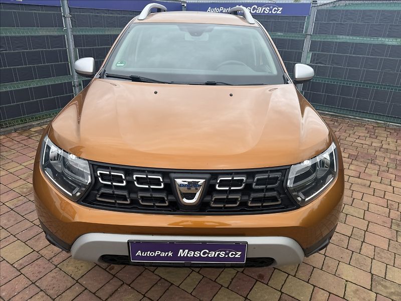 Dacia Duster 1.6 SCe 4x4 - fotka 2 z 16