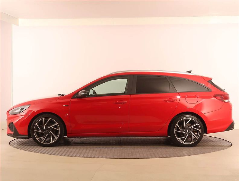 Hyundai i30 (2023) N Line Premium 1.5 T-GDI MHEV - fotka 3 z 27