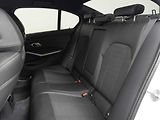 BMW Řada 3 320d xDrive - náhled 22