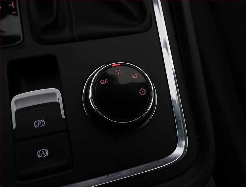 Seat Ateca (2019) 1.6 TDI, Automat, Navi - fotka 11 z 19