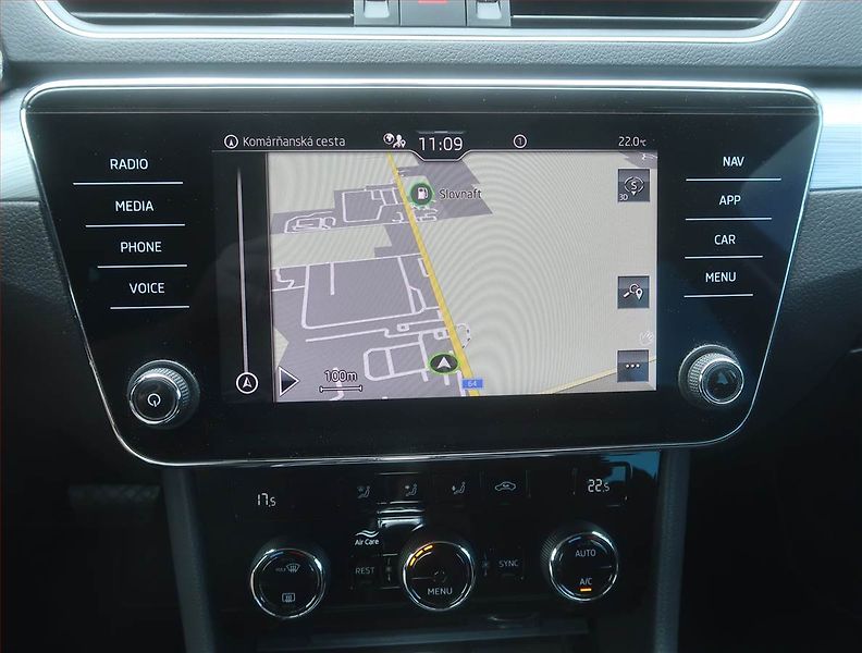 Škoda Superb (2023) Style 2.0 TDI - fotka 15 z 17