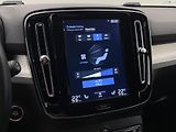 Volvo XC40 T5 AWD MOMENTUM AUT - náhled 39