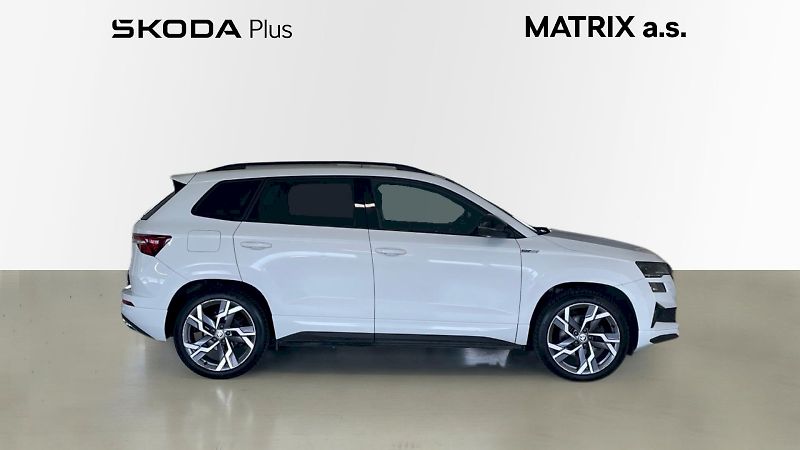 Škoda Karoq (2022) Sportline 2.0TSI 140kW DSG 4x4 - fotka 8 z 35