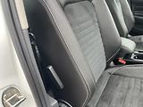 Volkswagen Passat 2.0TDi DSG 4x4 ELEGANCE-DPH-ČR - náhled 27