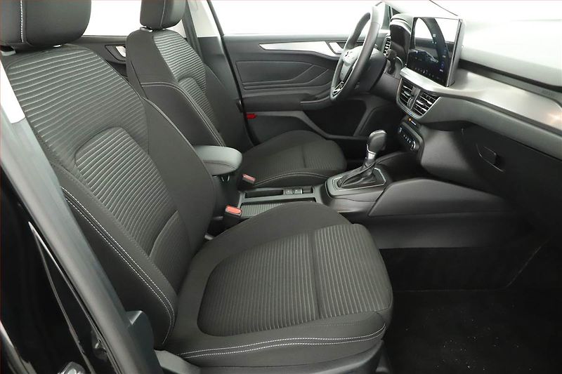 Ford Focus (2024) Titanium 1.0 MHEV, Automat, ČR - fotka 7 z 20