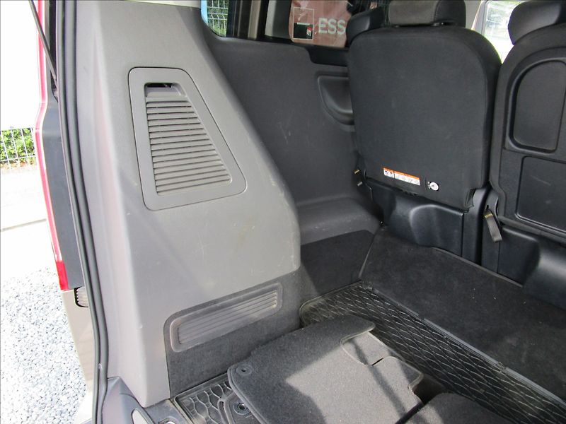 Ford Tourneo Custom 2.0TDCi L2 Titanium, 8 míst - fotka 50 z 57