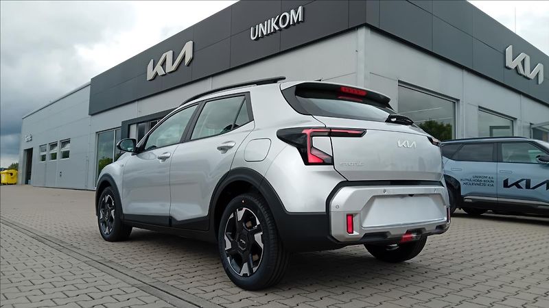 Kia Stonic 1,0 T-GDi SPIN - fotka 6 z 12