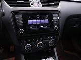 Škoda Octavia 1,6 TDI 77kW Elegance Tažné CZ - náhled 16