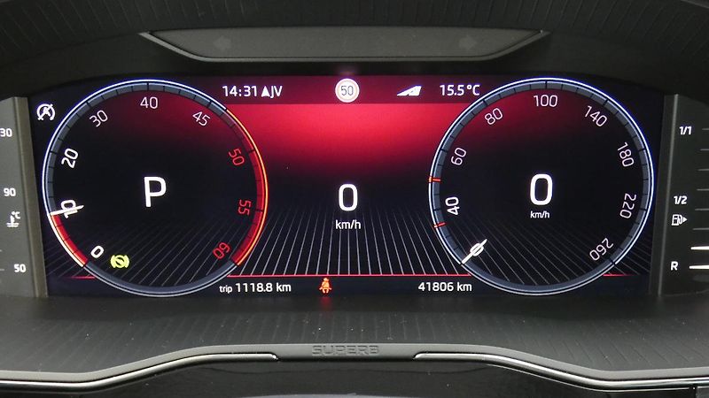 Škoda Superb 2,0 TDI 147kw 4x4 DSG Style - fotka 14 z 27