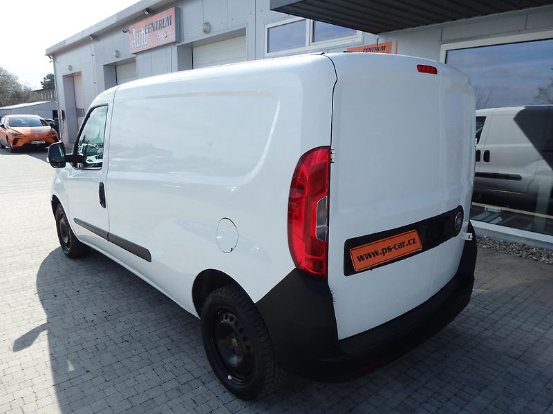 Fiat Dobló LONG 1.4i KLIMATIZACE, ASR - fotka 5 z 12