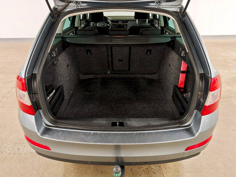 Škoda Octavia (2016) Combi 2.0 TDI 110 kW DSG Style - fotka 23 z 24