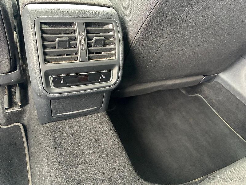 Volkswagen Arteon Shooting Brake 2,0 TDI,TAŽNÉ,KEYLESS,CAR PLAY - fotka 11 z 19
