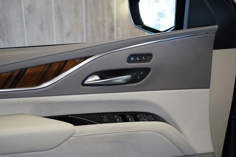 Cadillac Escalade Sport Platinum - fotka 14 z 54