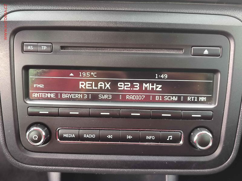Škoda Fabia (2013) 1.2 TSi, Fresh, AC, park - fotka 11 z 17