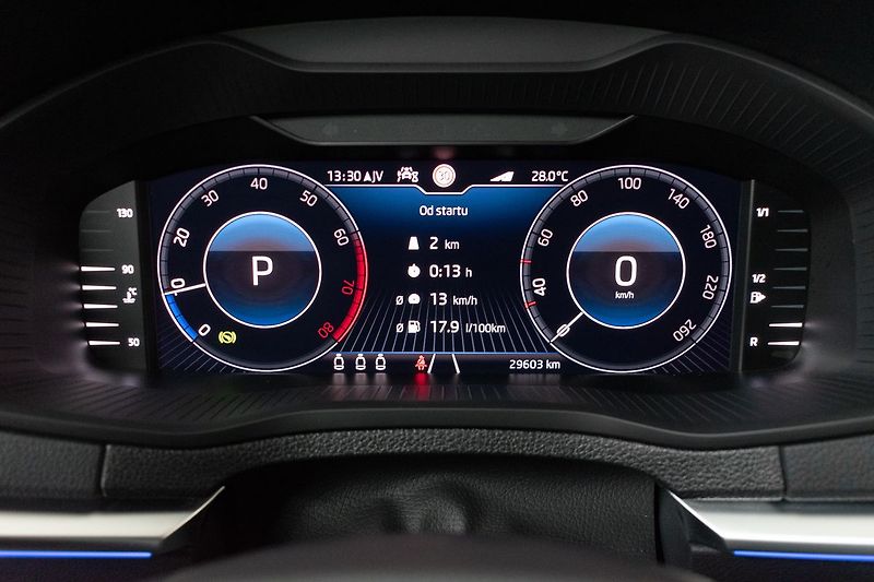 Škoda Karoq 1.5 TSI STYLE+*DSG*WEBASTO*ČR - fotka 22 z 44