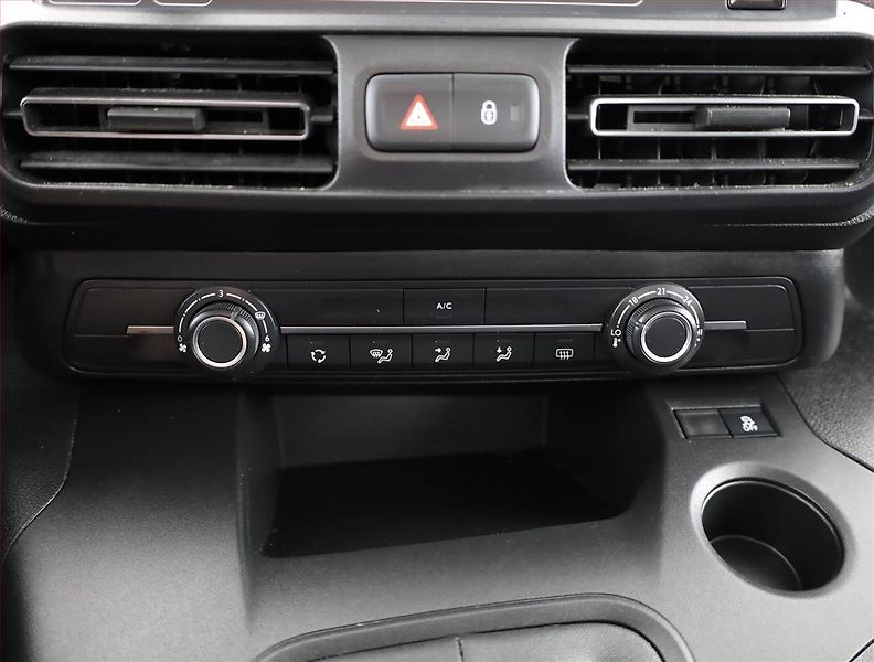 Opel Combo (2022) Edition 1.2 Turbo, 5Míst, ČR - fotka 12 z 17
