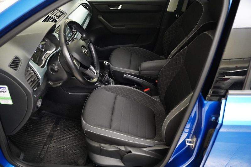 Škoda Fabia - fotka 5 z 6