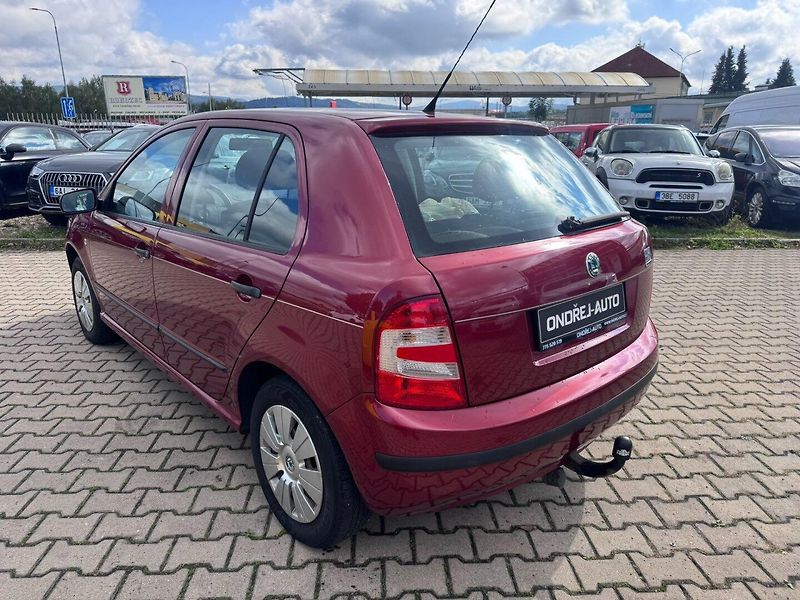 Škoda Fabia (2006) 1,4i 55 KW KILOMETRY TAŽNÉ - fotka 4 z 38
