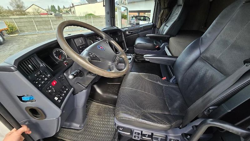 Scania (2017) R580 V8 8x4 valník + HR EURO 6 - fotka 16 z 18