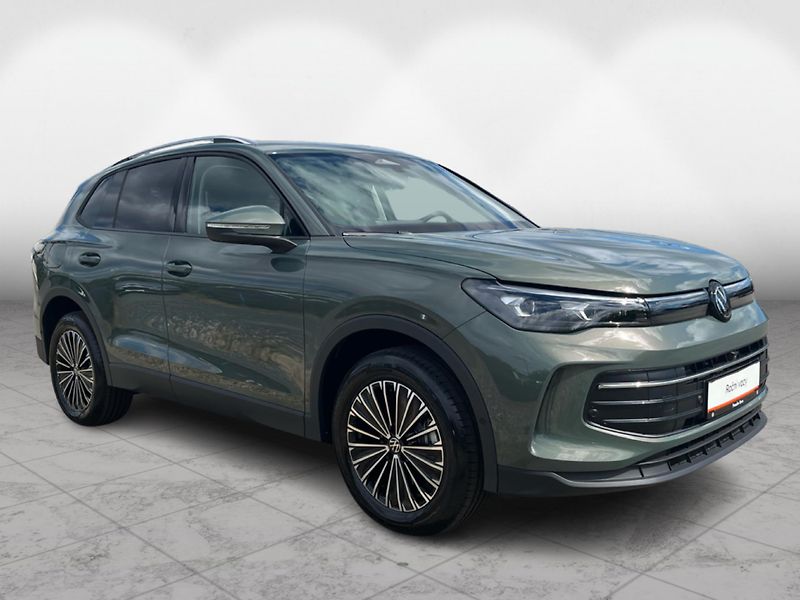 Volkswagen Tiguan People 1,5 TSI 150 kW eHybrid - fotka 9 z 23