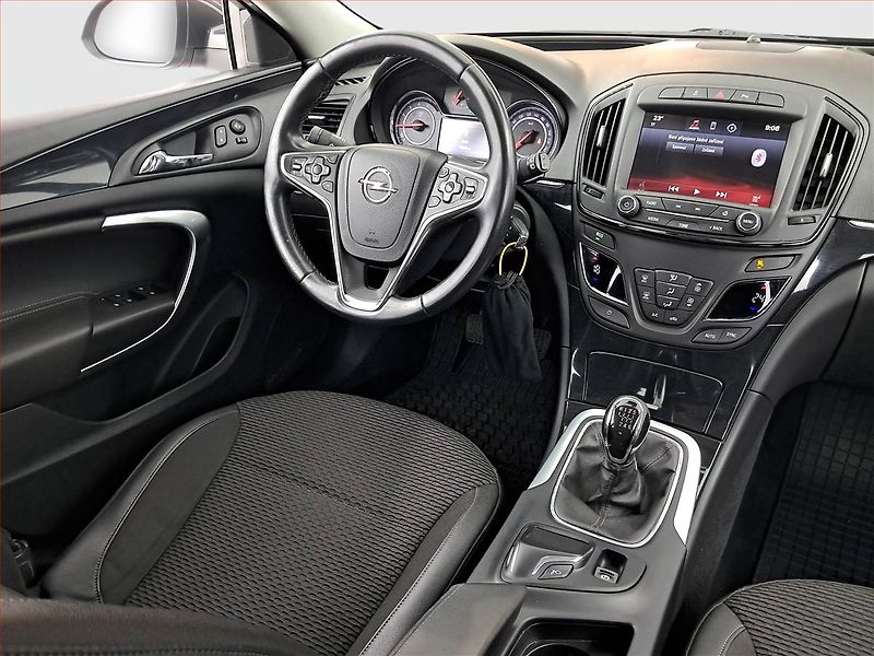 Opel Insignia (2013) 2.0 CDTI, Tempomat - fotka 7 z 20