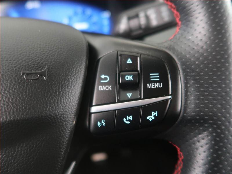 Ford Kuga (2021) ST-Line 1.5 EcoBoost - fotka 17 z 24