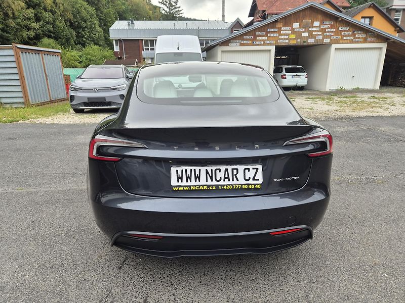 Tesla Model 3 LONG RANGE DUAL MOTOR SOH 93,5 - fotka 8 z 48