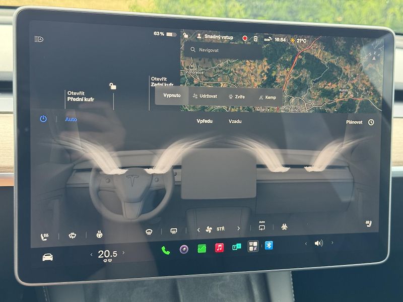 Tesla Model Y Long Range AWD Tažné SoH 93% - fotka 22 z 29